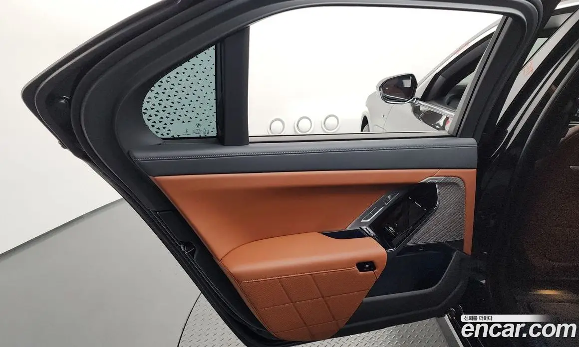 BMW 7 серия 2025 3.0 автомат (гидро), фото 15 BMW 7 серия 2025 3.0 автомат (гидро), фото 15