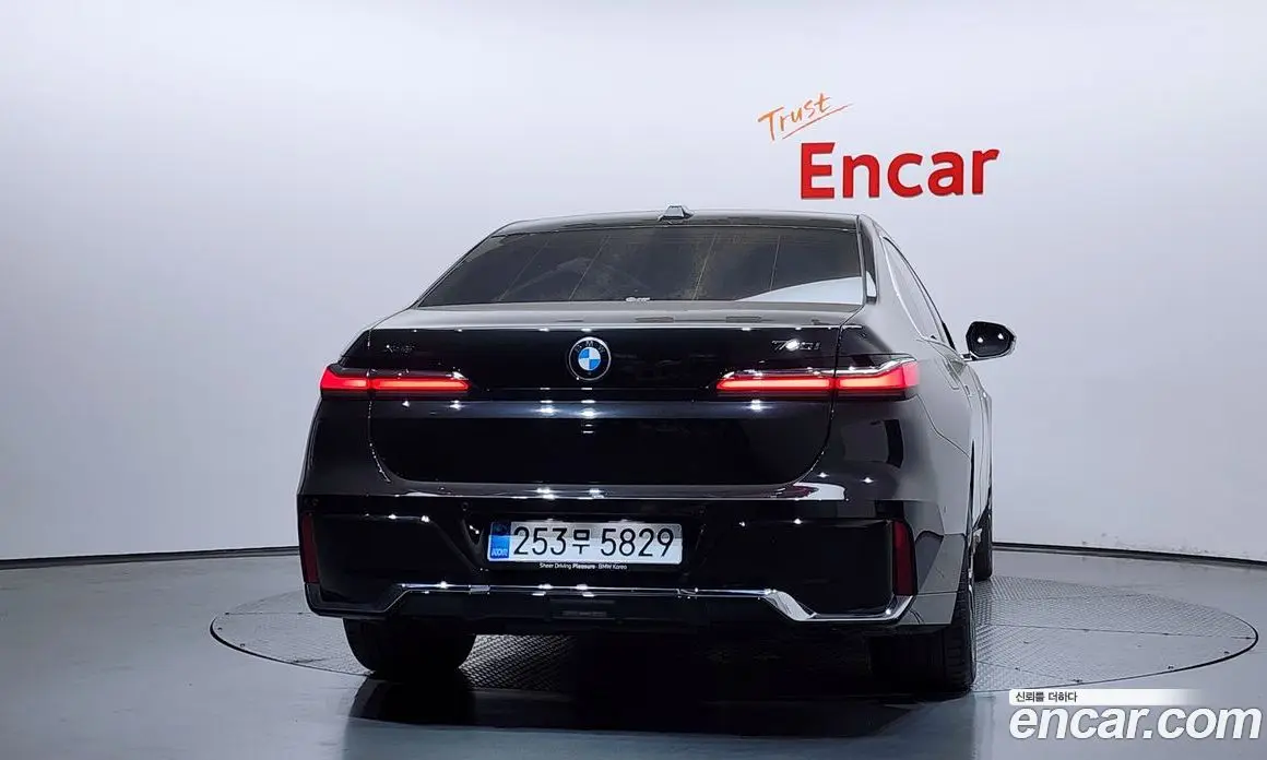 BMW 7 серия 2025 3.0 автомат (гидро), фото 4 BMW 7 серия 2025 3.0 автомат (гидро), фото 4