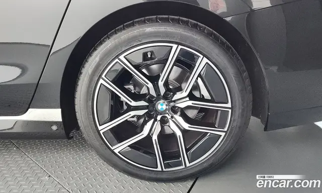 BMW 7 серия 2025 3.0 автомат (гидро), миниатюра 7 BMW 7 серия 2025 3.0 автомат (гидро), миниатюра 7