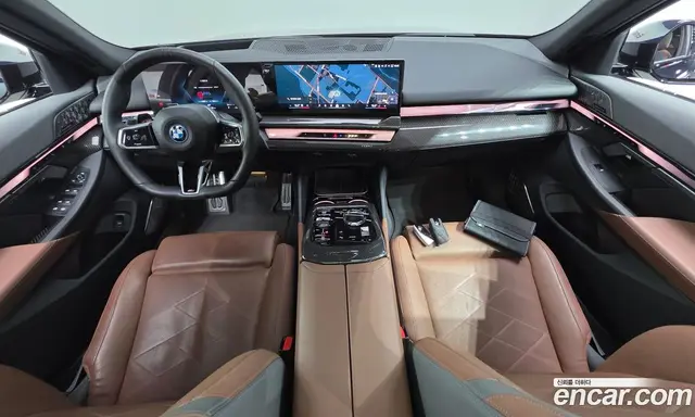 BMW i5 2023 0.2 автомат (гидро), миниатюра 10