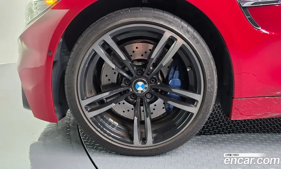 BMW M4 2017 3.0 автомат (гидро), фото 5
