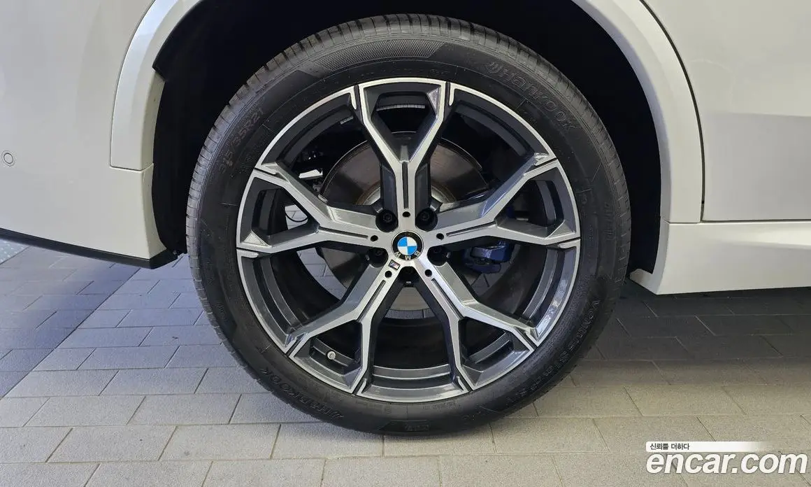 BMW X5 2025 3.0 автомат (гидро), фото 5