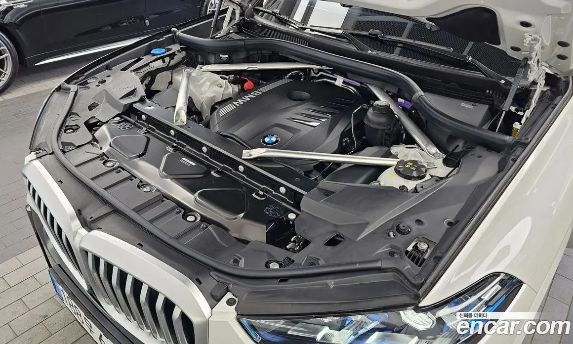 BMW X5 2025 3.0 автомат (гидро), фото 6