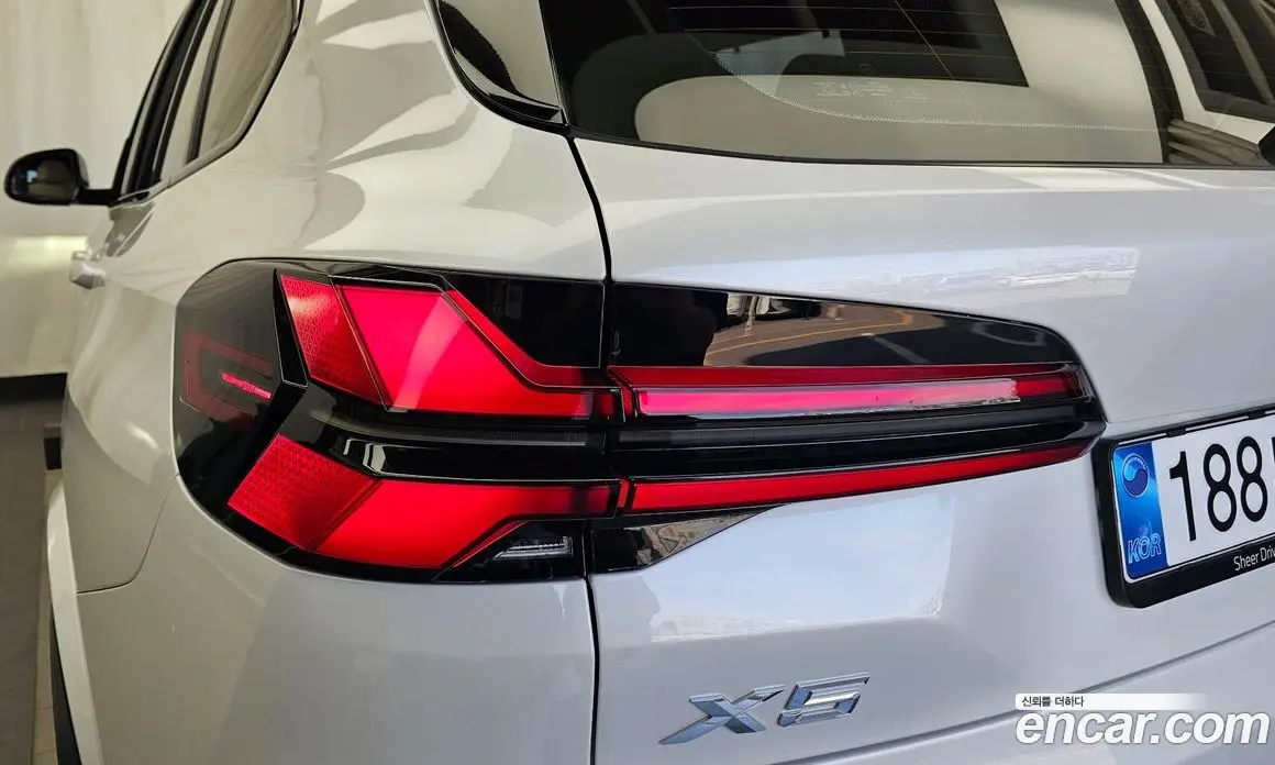 BMW X5 2025 3.0 автомат (гидро), фото 9
