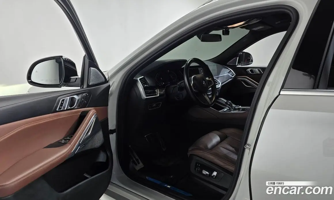 BMW X6 2021 3.0 автомат (гидро), фото 13