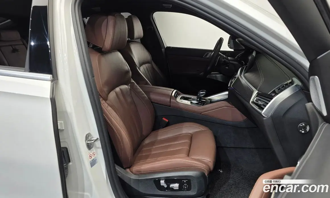BMW X6 2021 3.0 автомат (гидро), фото 16