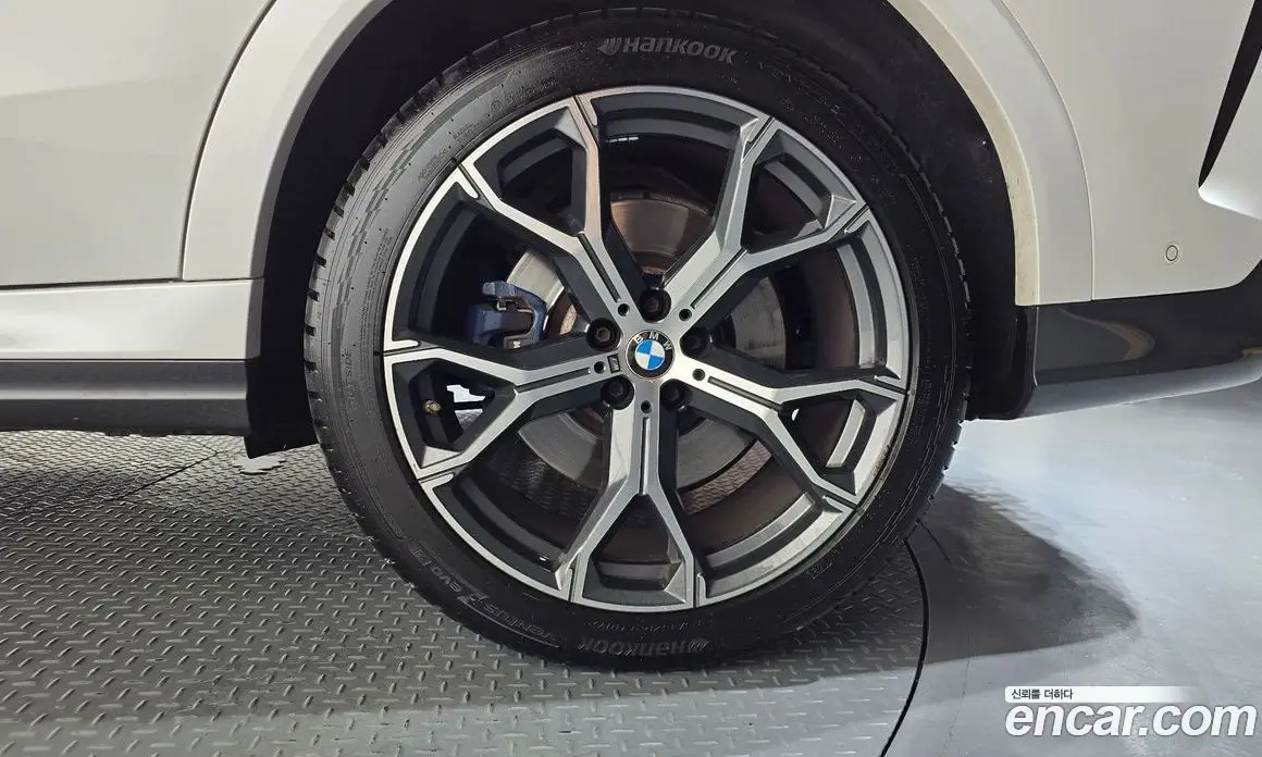 BMW X6 2021 3.0 автомат (гидро), фото 7
