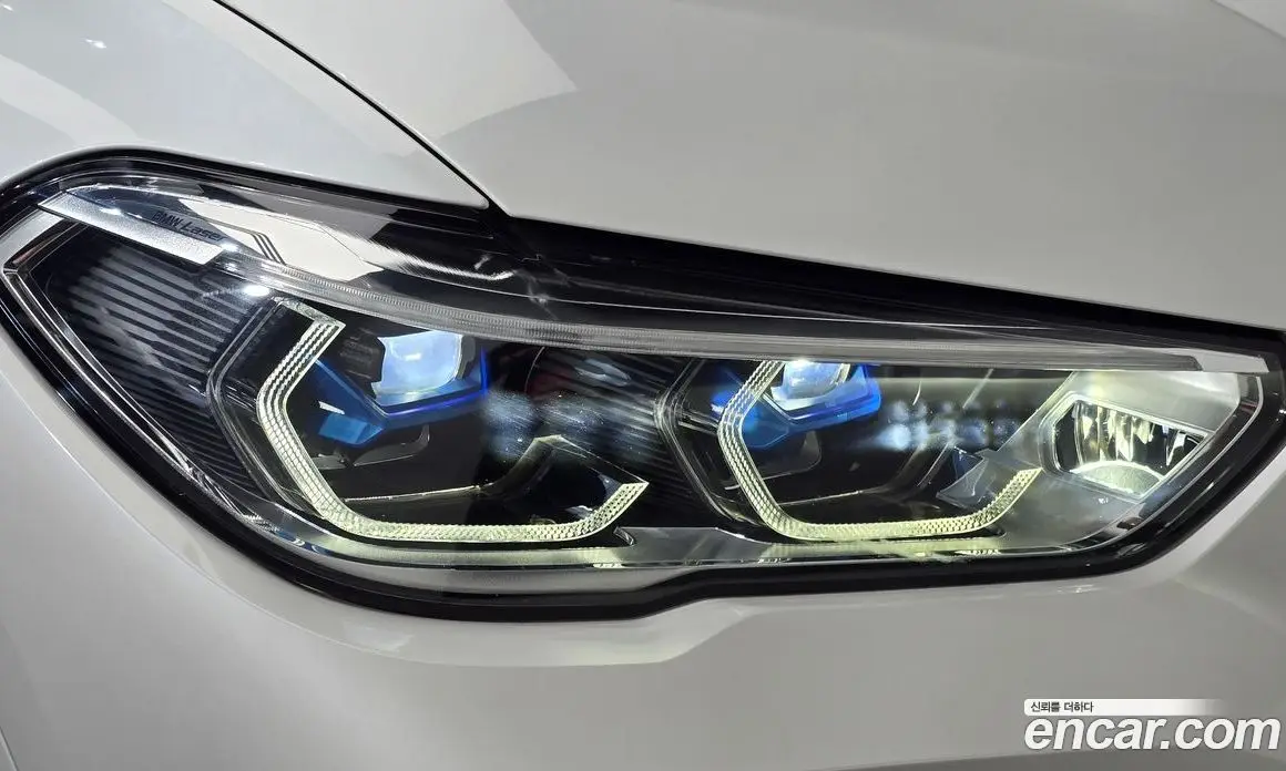 BMW X6 2021 3.0 автомат (гидро), фото 8