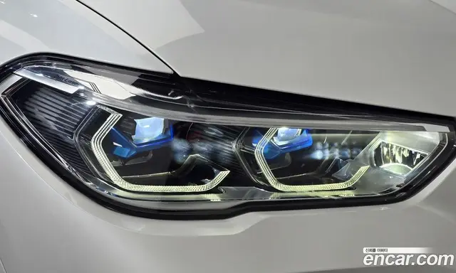 BMW X6 2021 3.0 автомат (гидро), миниатюра 8