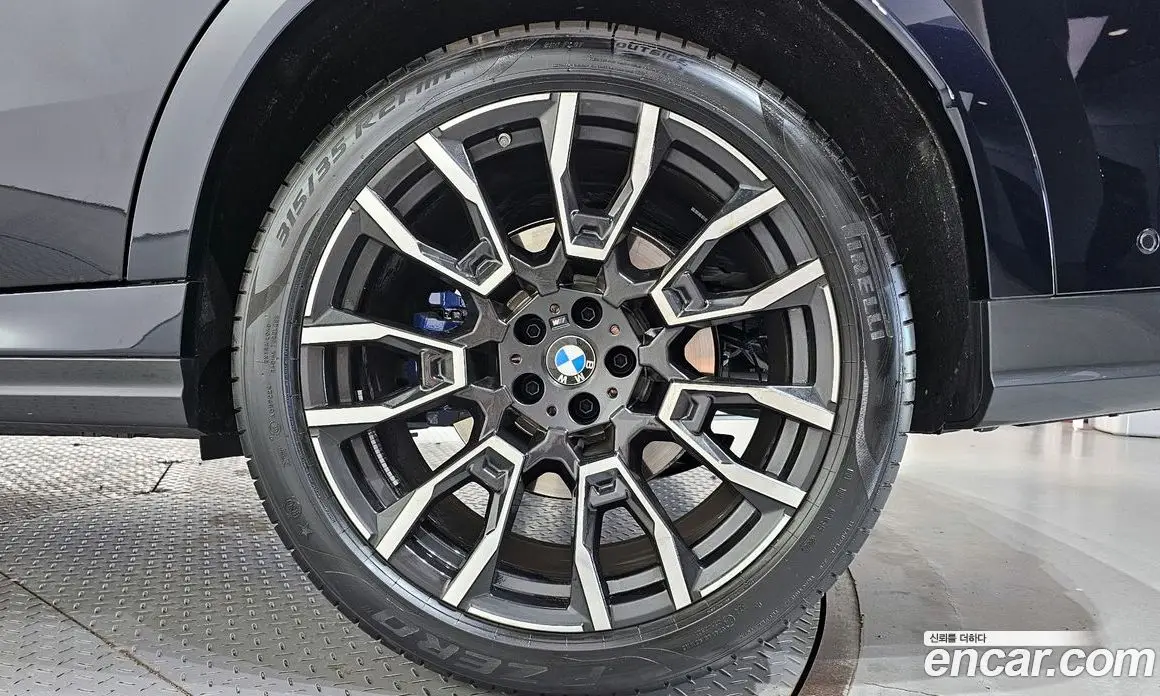 BMW X6 2025 3.0 автомат (гидро), фото 7
