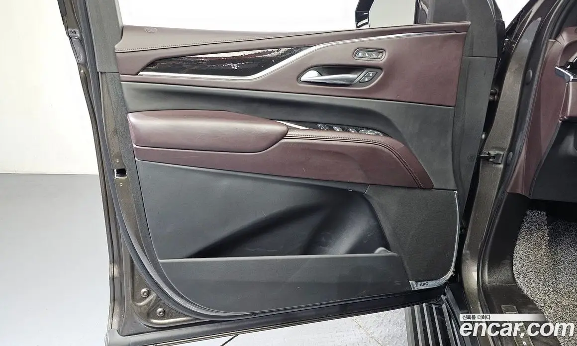 Cadillac Escalade 2021 6.2 автомат (гидро), фото 14