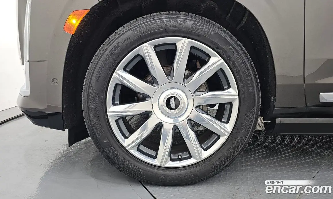 Cadillac Escalade 2021 6.2 автомат (гидро), фото 5