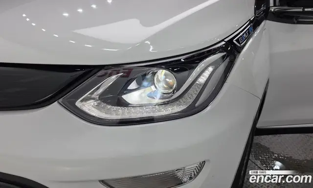 Chevrolet Bolt EV 2019 0.2 автомат (гидро), миниатюра 8