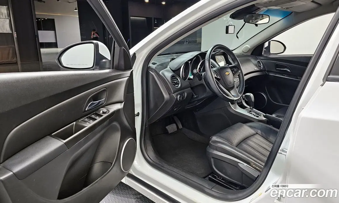 Chevrolet Cruze 2014 1.4 автомат (гидро), фото 13 Chevrolet Cruze 2014 1.4 автомат (гидро), фото 13