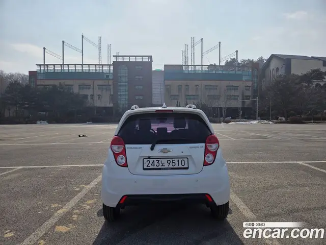 Chevrolet Spark 2013 1.0 автомат (гидро), миниатюра 4