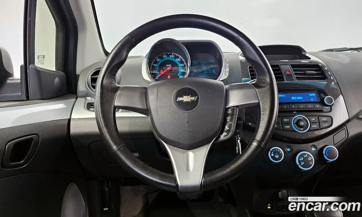 Chevrolet Spark 2014 1.0 автомат (гидро), фото 14 Chevrolet Spark 2014 1.0 автомат (гидро), фото 14