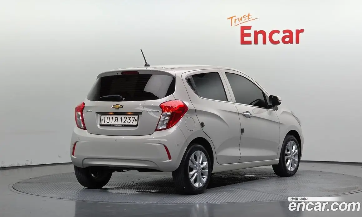 Chevrolet Spark 2020 1.0 автомат (гидро), фото 2 Chevrolet Spark 2020 1.0 автомат (гидро), фото 2