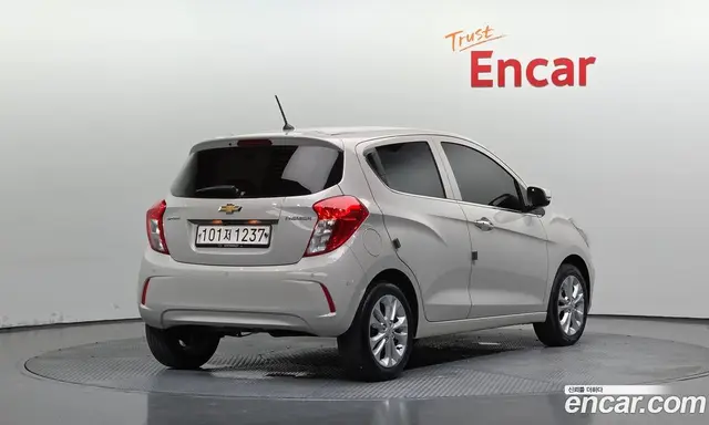 Chevrolet Spark 2020 1.0 автомат (гидро), миниатюра 2 Chevrolet Spark 2020 1.0 автомат (гидро), миниатюра 2