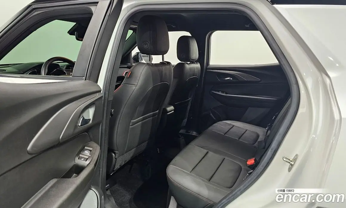 Chevrolet TrailBlazer 2022 1.3 автомат (гидро), фото 17 Chevrolet TrailBlazer 2022 1.3 автомат (гидро), фото 17