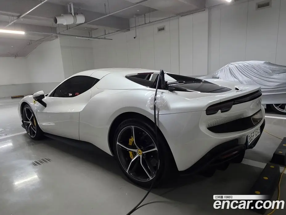Ferrari 296 2024 3.0 автомат (гидро), фото 2 Ferrari 296 2024 3.0 автомат (гидро), фото 2