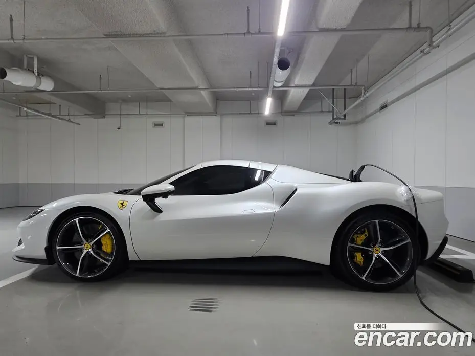 Ferrari 296 2024 3.0 автомат (гидро), фото 3 Ferrari 296 2024 3.0 автомат (гидро), фото 3