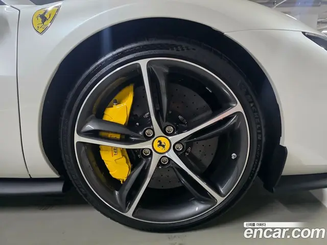Ferrari 296 2024 3.0 автомат (гидро), миниатюра 5 Ferrari 296 2024 3.0 автомат (гидро), миниатюра 5