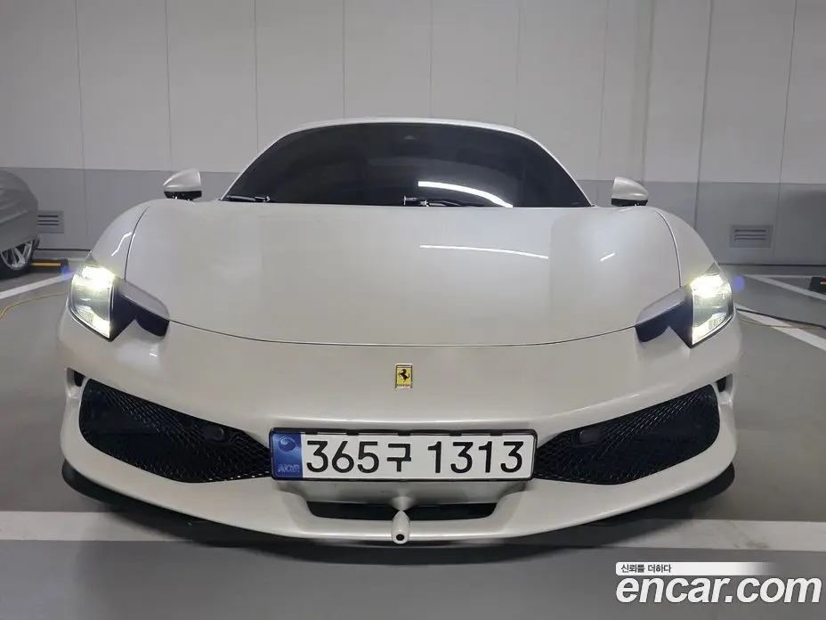 Ferrari 296 2024 3.0 автомат (гидро), фото 6 Ferrari 296 2024 3.0 автомат (гидро), фото 6