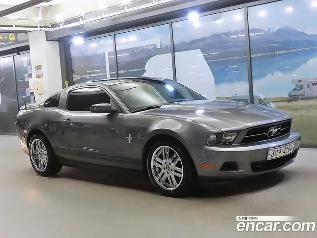 Ford Mustang, 2010, 97 528 км