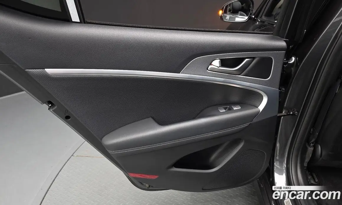 Genesis G70 2021 2.0 автомат (гидро), фото 15 Genesis G70 2021 2.0 автомат (гидро), фото 15