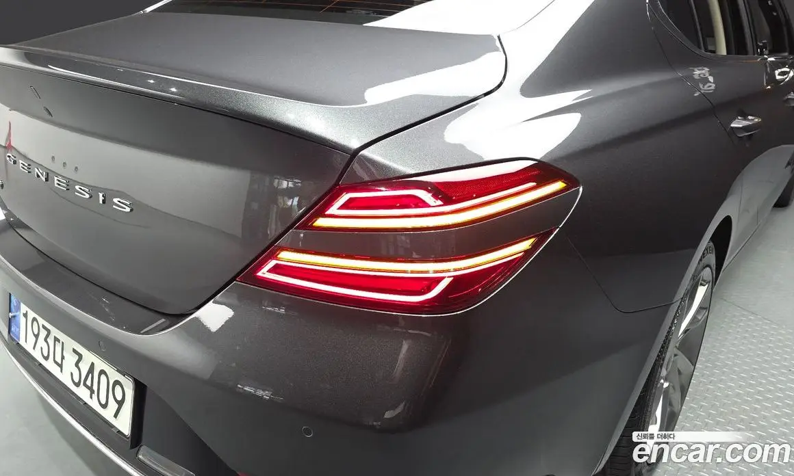 Genesis G70 2021 2.0 автомат (гидро), фото 9 Genesis G70 2021 2.0 автомат (гидро), фото 9