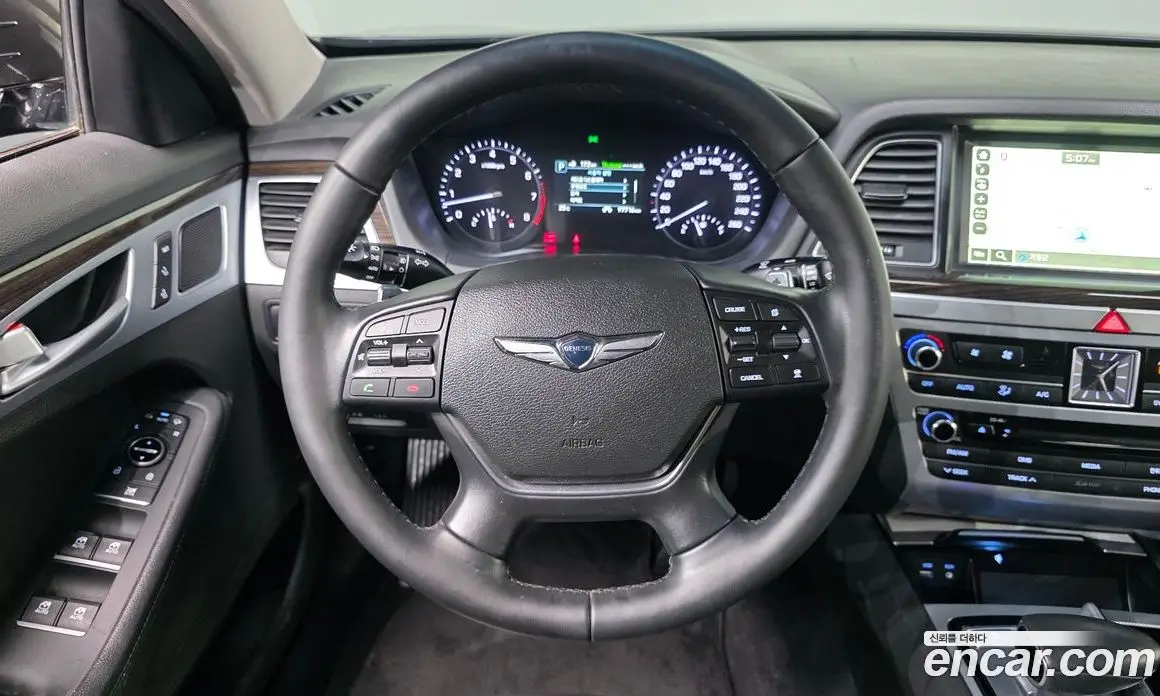 Genesis G80 2016 3.3 автомат (гидро), фото 19 Genesis G80 2016 3.3 автомат (гидро), фото 19