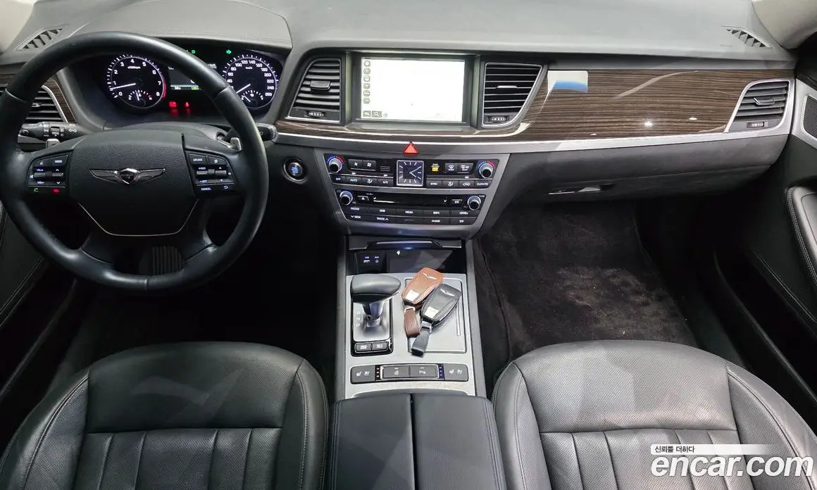 Genesis G80 2017 3.3 автомат (гидро), фото 10 Genesis G80 2017 3.3 автомат (гидро), фото 10