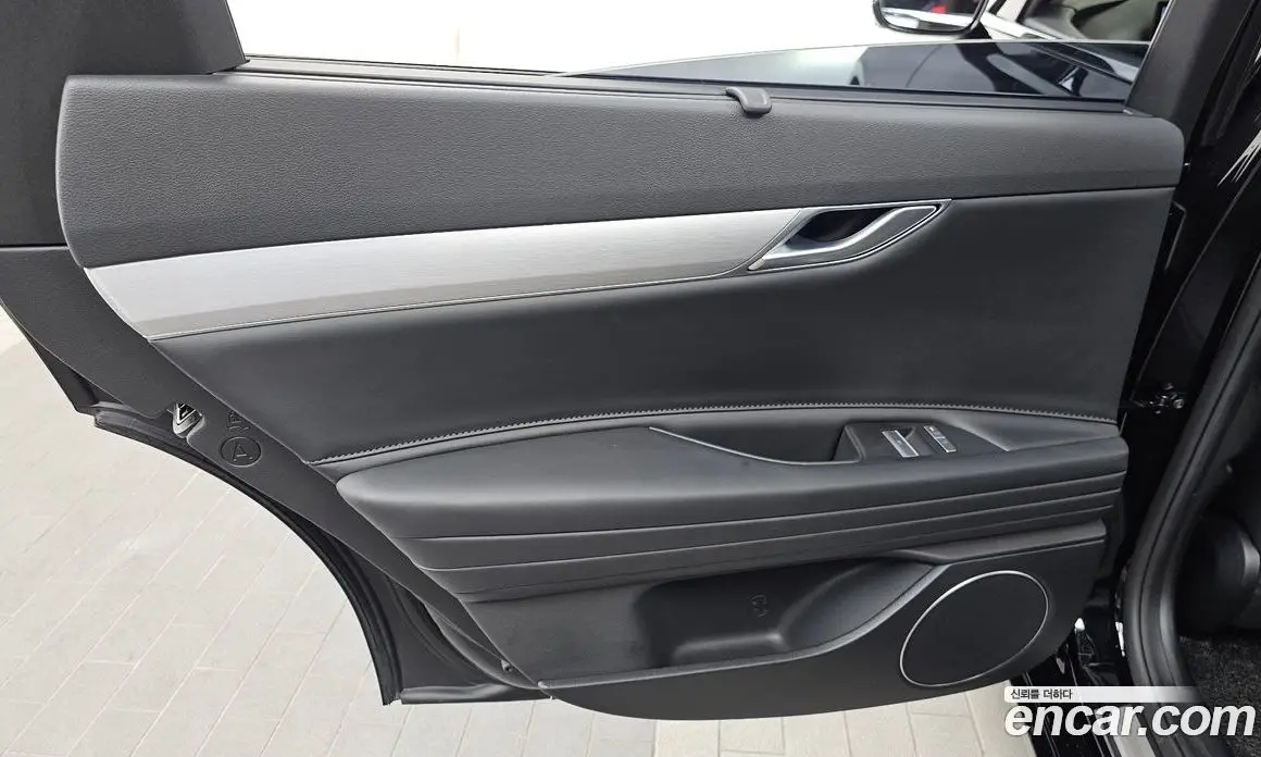 Genesis G80 2024 2.5 автомат (гидро), фото 15