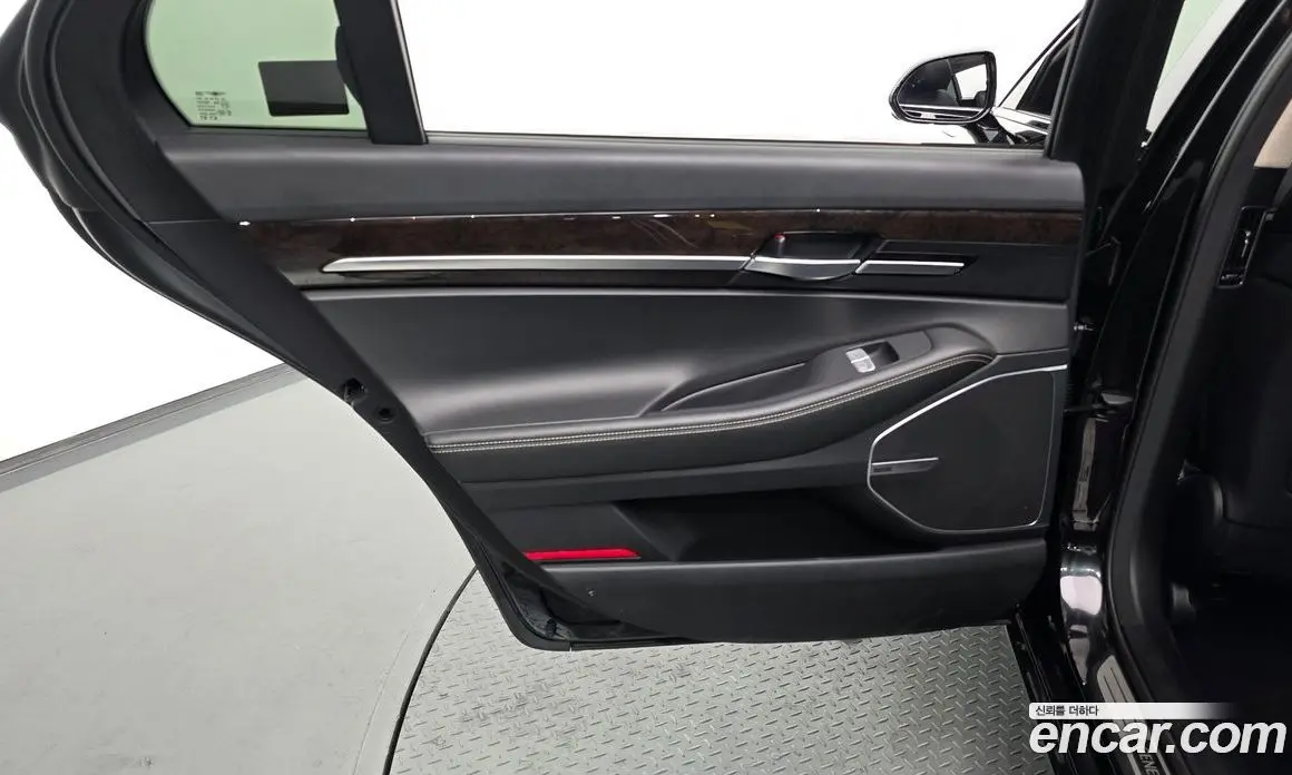 Genesis G90 2021 3.8 автомат (гидро), фото 15 Genesis G90 2021 3.8 автомат (гидро), фото 15