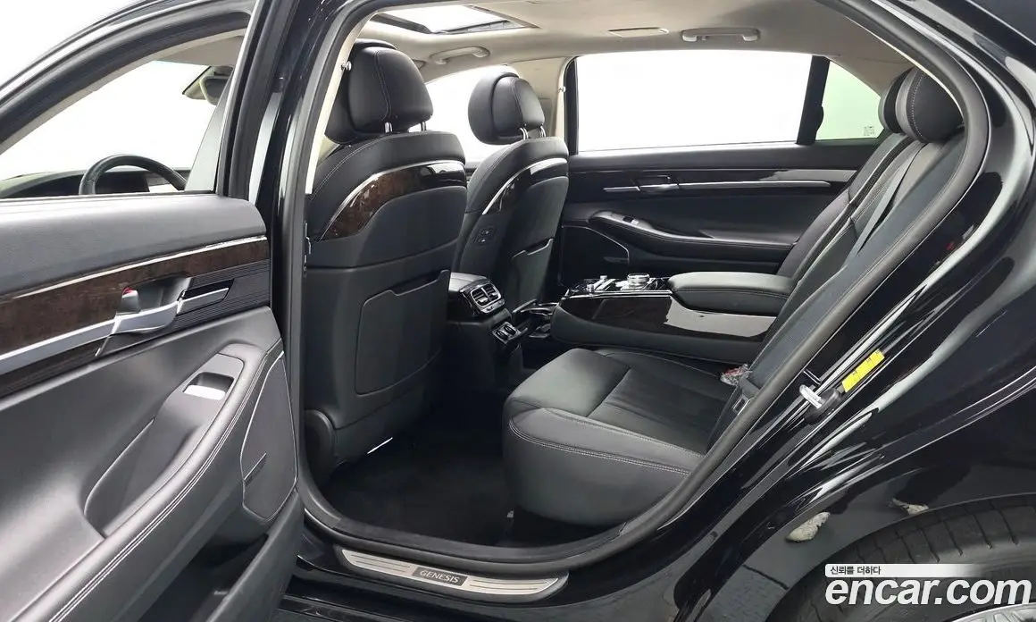 Genesis G90 2021 3.8 автомат (гидро), фото 18 Genesis G90 2021 3.8 автомат (гидро), фото 18