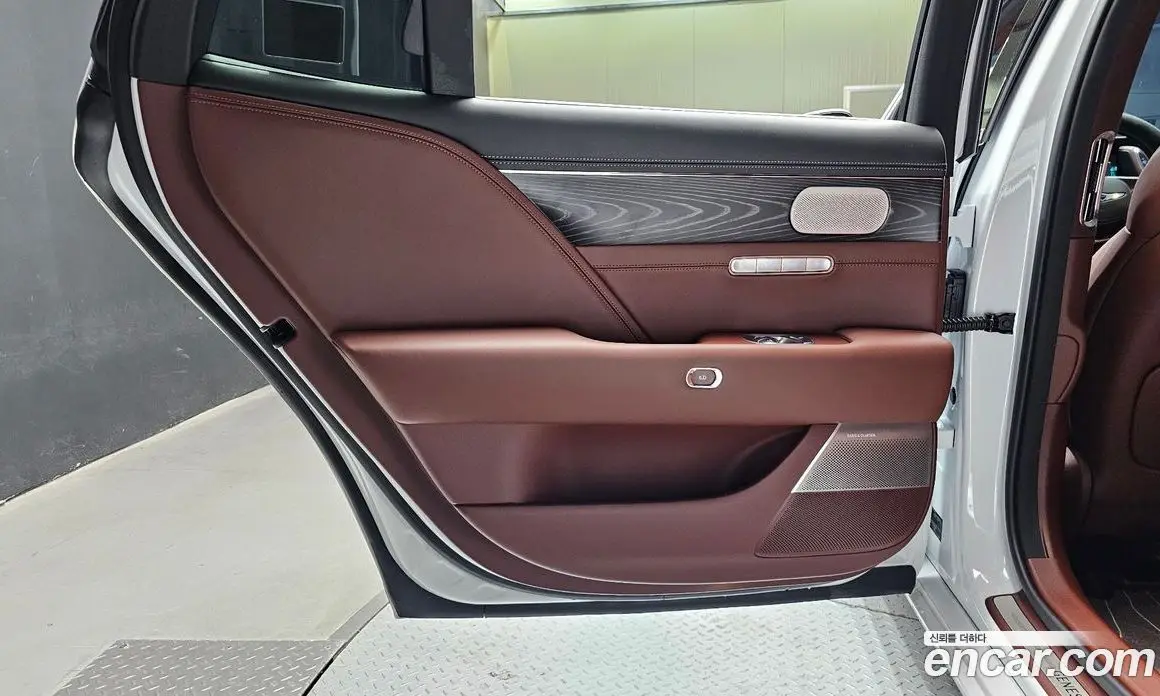 Genesis G90 2023 3.5 автомат (гидро), фото 15