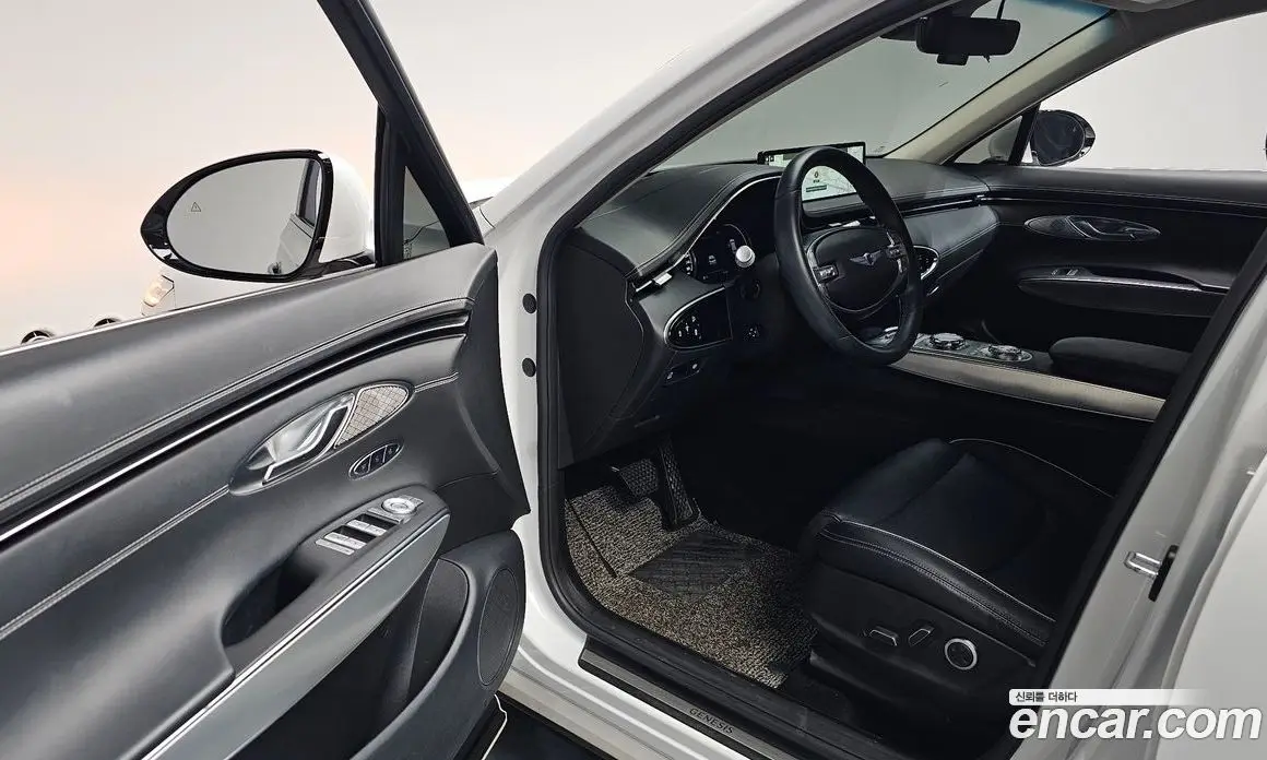 Genesis GV70 2021 2.5 автомат (гидро), фото 12 Genesis GV70 2021 2.5 автомат (гидро), фото 12