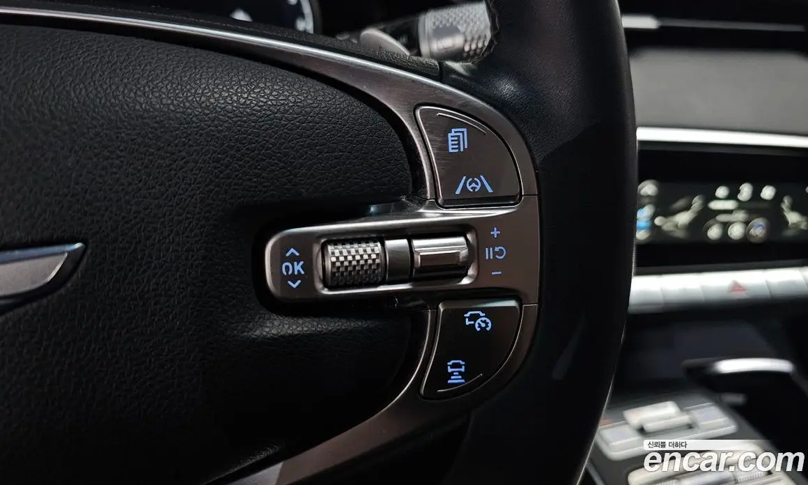 Genesis GV70 2021 2.5 автомат (гидро), фото 20 Genesis GV70 2021 2.5 автомат (гидро), фото 20