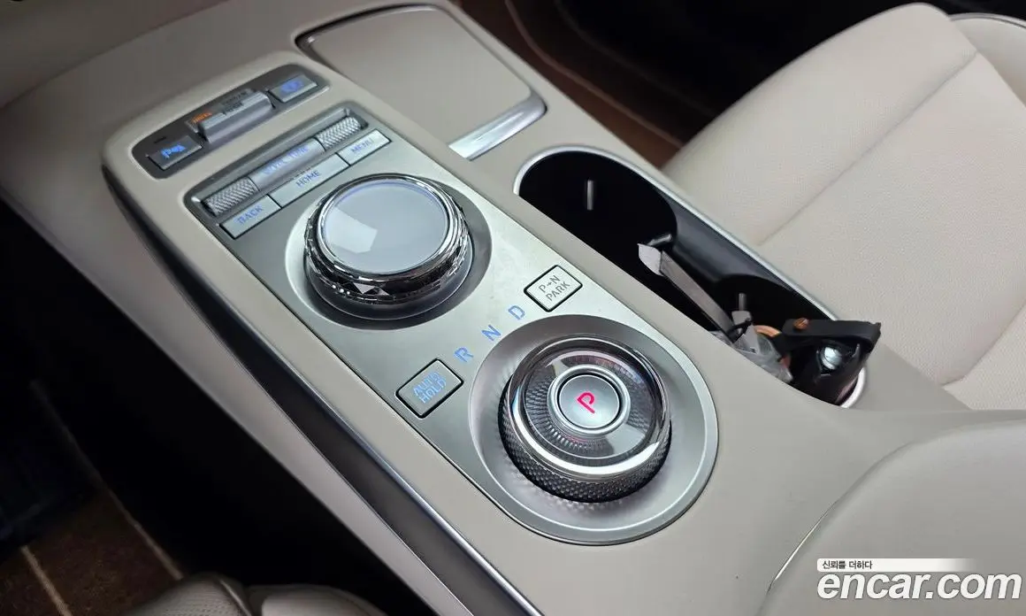 Genesis GV70 2023 2.5 автомат (гидро), фото 12