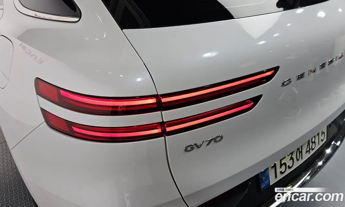 Genesis GV70 2024 2.5 автомат (гидро), фото 9