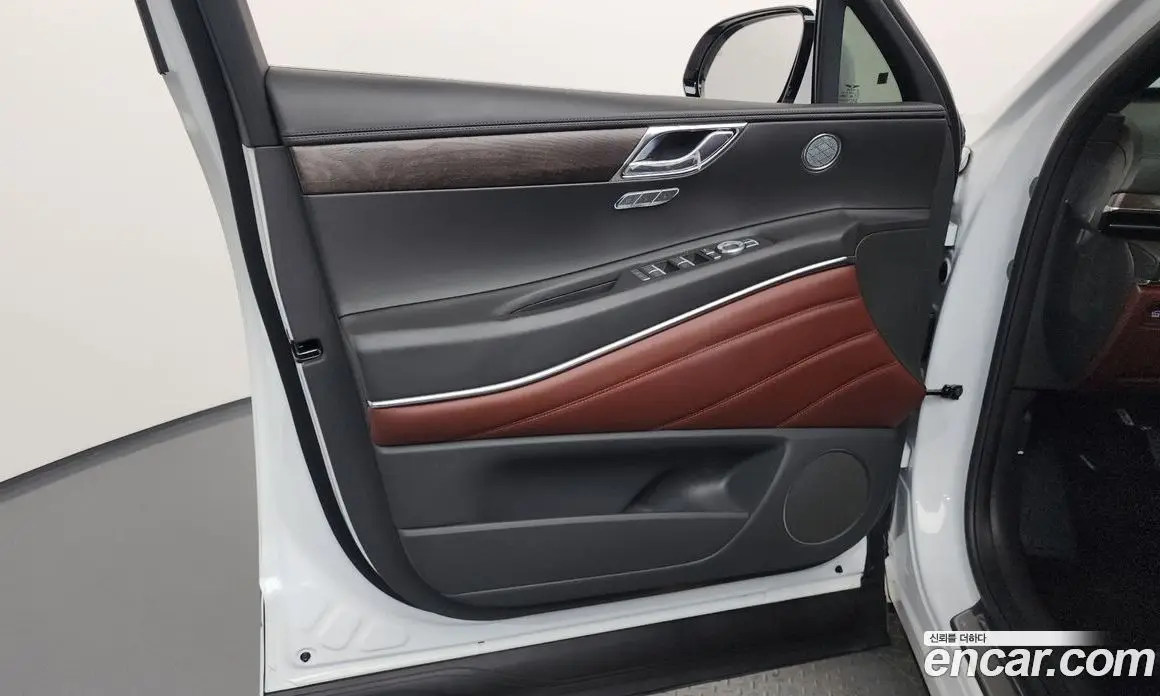 Genesis GV80 2024 2.5 автомат (гидро), фото 14 Genesis GV80 2024 2.5 автомат (гидро), фото 14