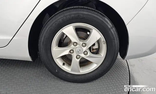 Hyundai Avante 2011 1.6 автомат (гидро), миниатюра 7 Hyundai Avante 2011 1.6 автомат (гидро), миниатюра 7