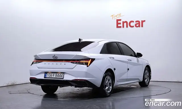 Hyundai Avante 2020 1.6 автомат (гидро), миниатюра 2 Hyundai Avante 2020 1.6 автомат (гидро), миниатюра 2
