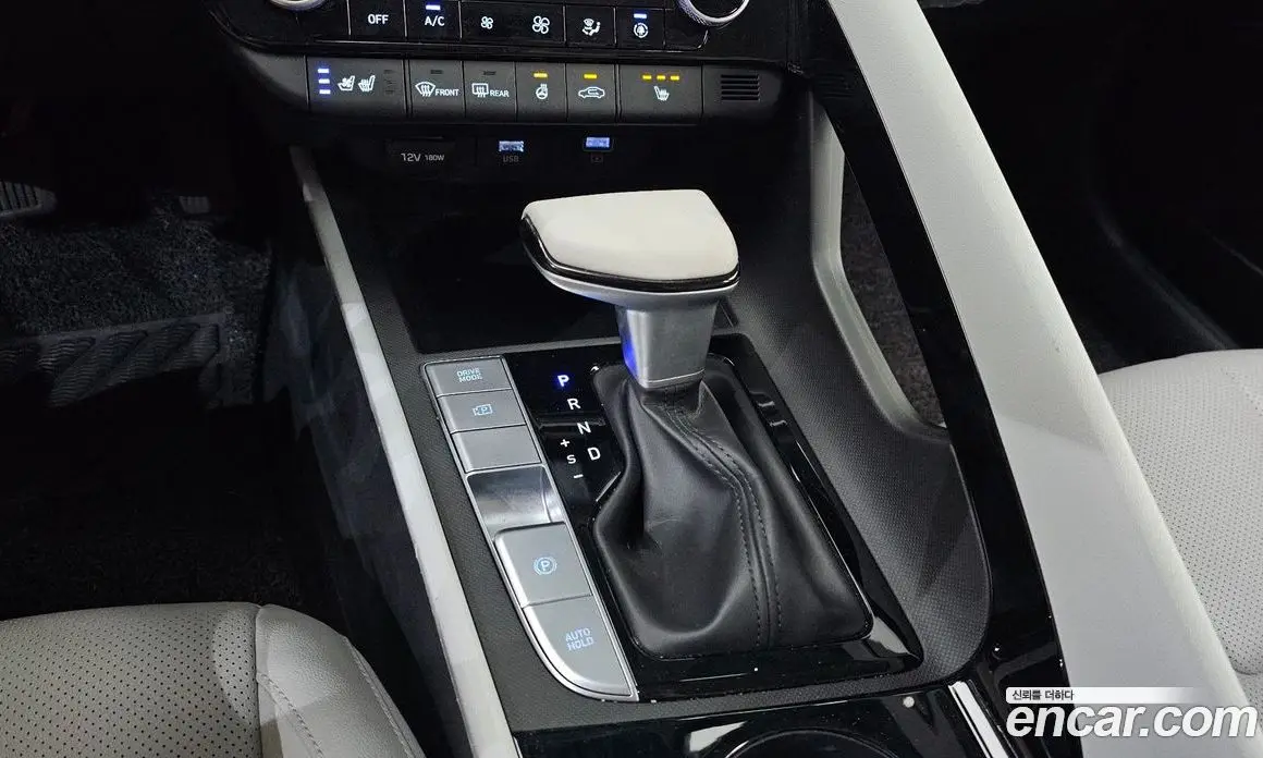 Hyundai Avante 2020 1.6 автомат (гидро), фото 12 Hyundai Avante 2020 1.6 автомат (гидро), фото 12