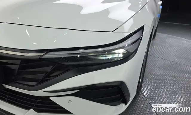 Hyundai Avante 2024 1.6 автомат (гидро), миниатюра 8