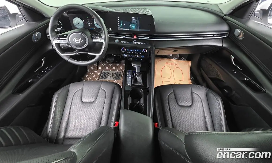 Hyundai Avante 2024 1.6 автомат (гидро), фото 10