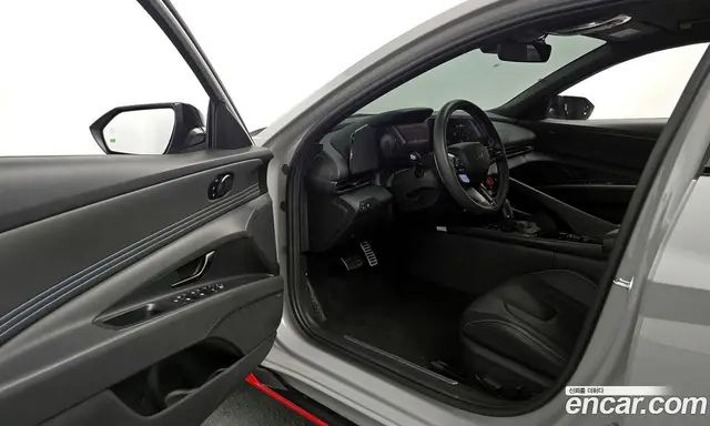 Hyundai Avante 2025 2.0 автомат (гидро), миниатюра 12