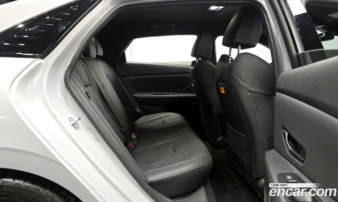 Hyundai Avante 2025 2.0 автомат (гидро), фото 15
