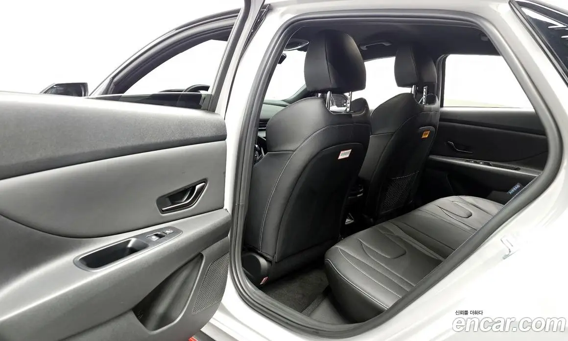 Hyundai Avante 2025 2.0 автомат (гидро), фото 17