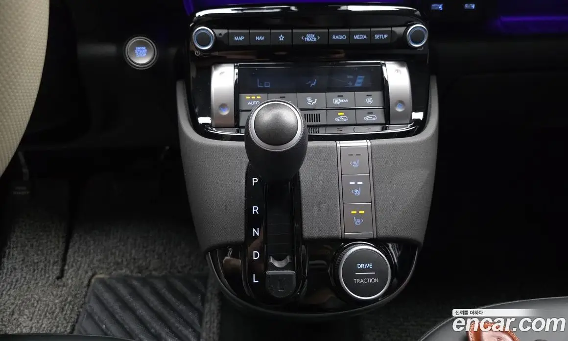 Hyundai Casper 2024 1.0 автомат (гидро), фото 12